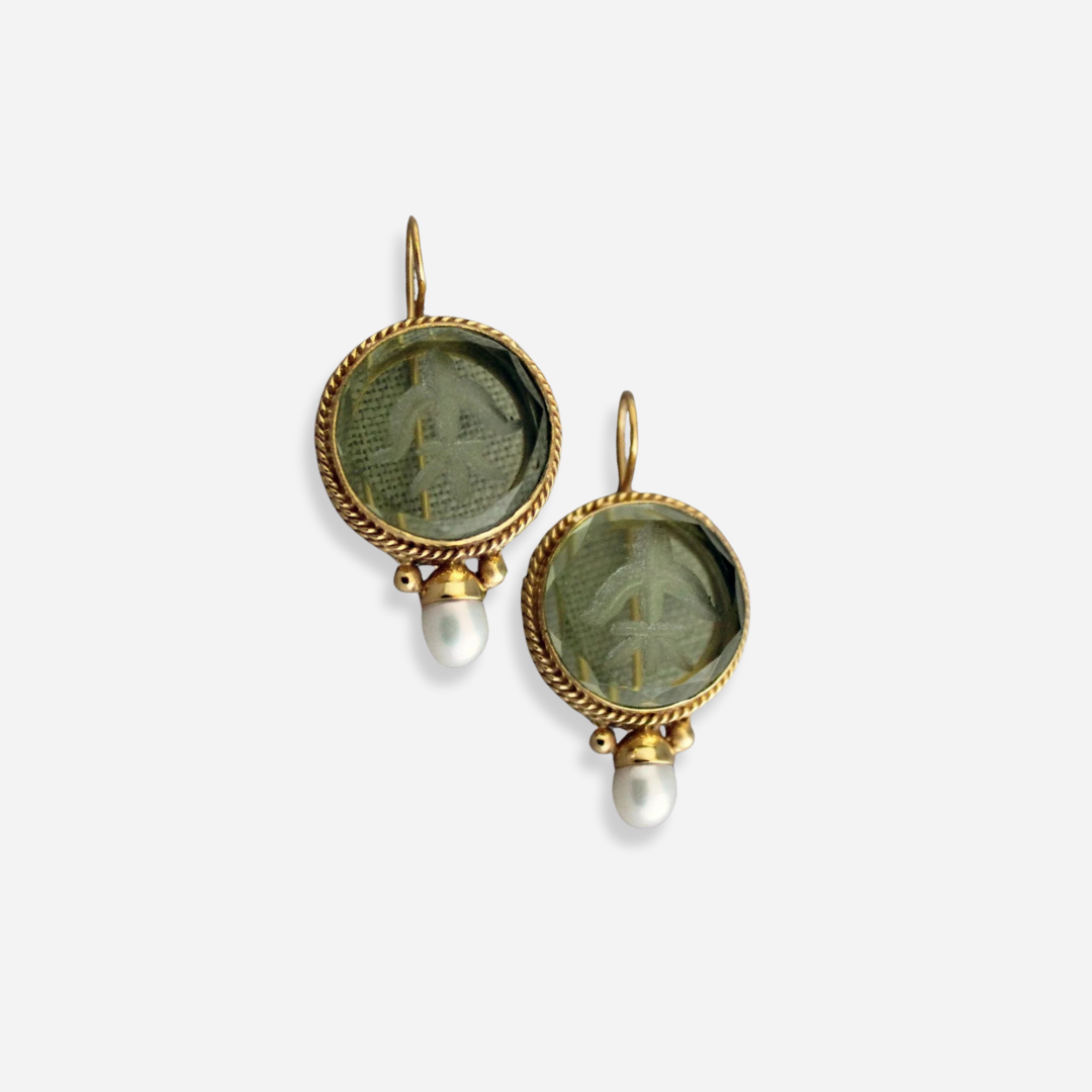 ピアス